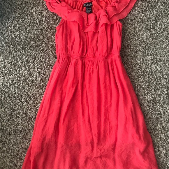 Dresses, pants, tops, shorts, shoes - Picture 4 of 15